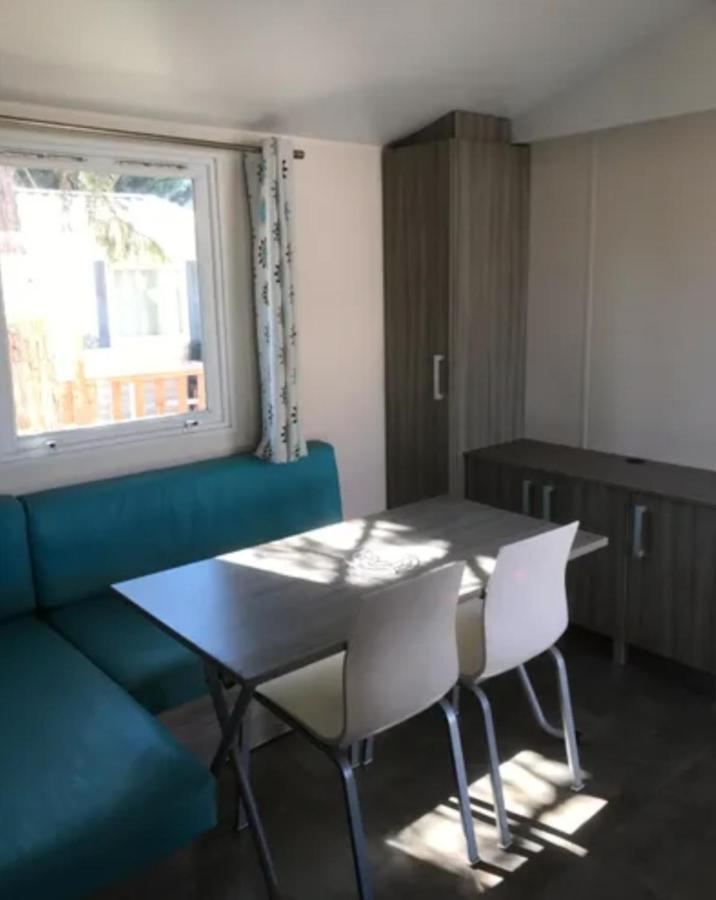 Mobile Home Tout Confort Climatise 4 A 6 Personnes Camping Les Salins De La Gardiole Ancien Camping De L'Europe A Vic La Gardiole Exteriör bild